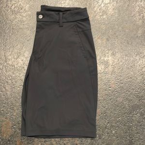 Lululemon men’s black shorts size 32